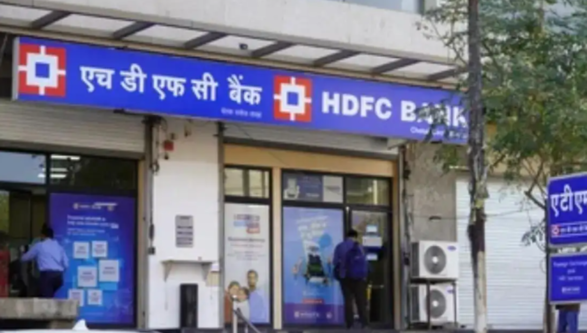 HDFC Bank Dubai Barred from New Clients