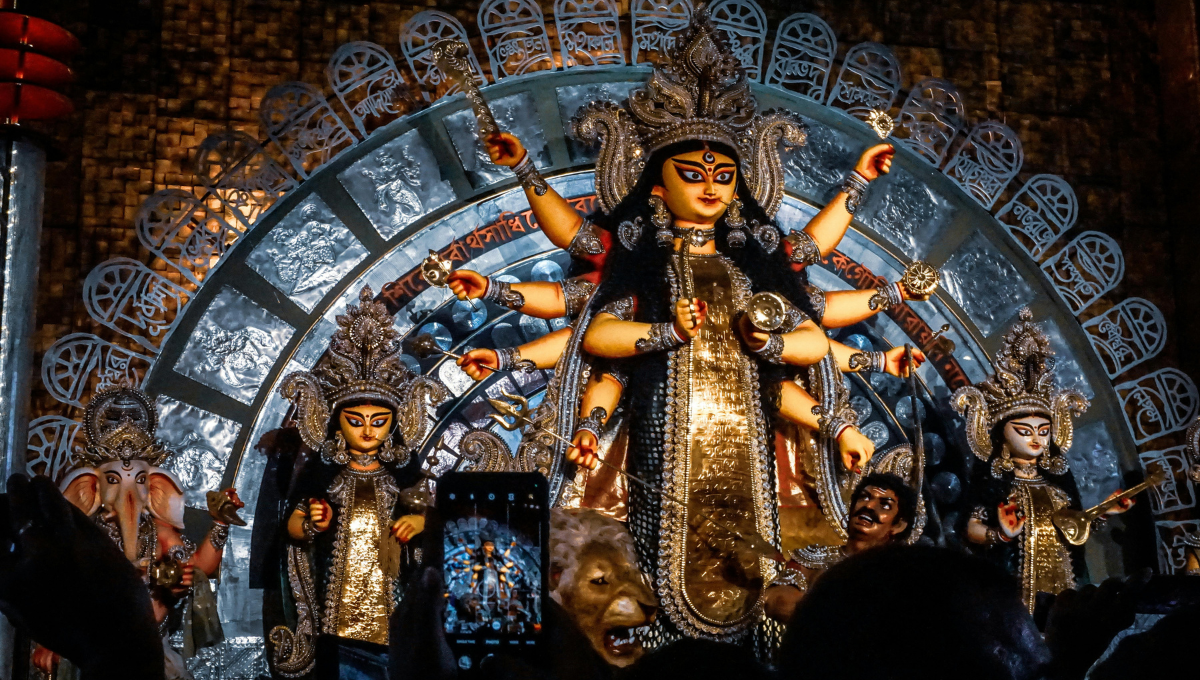Lucknow Mega Durga Puja Pandal
